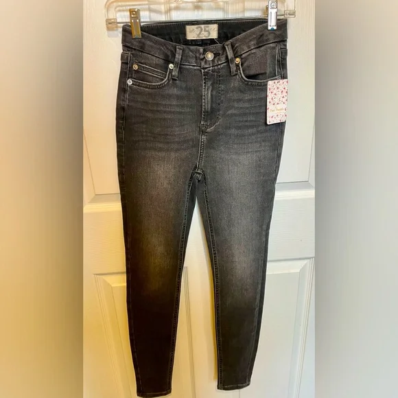NWT Free People black skinny jeans 25 - Picture 2 of 9